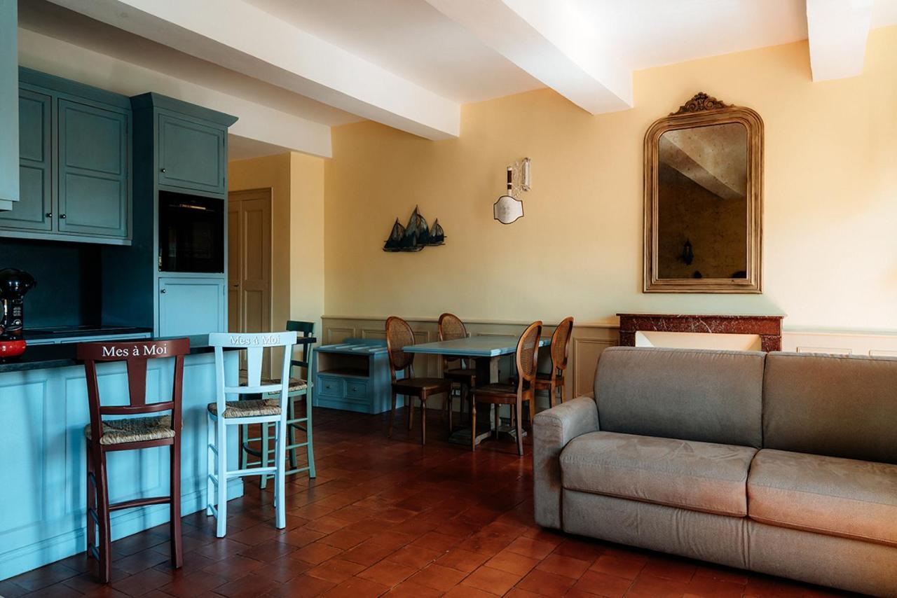Mes A Moi In Pezenas - Appartements De Charme - Baignoire Balneo Exterior foto